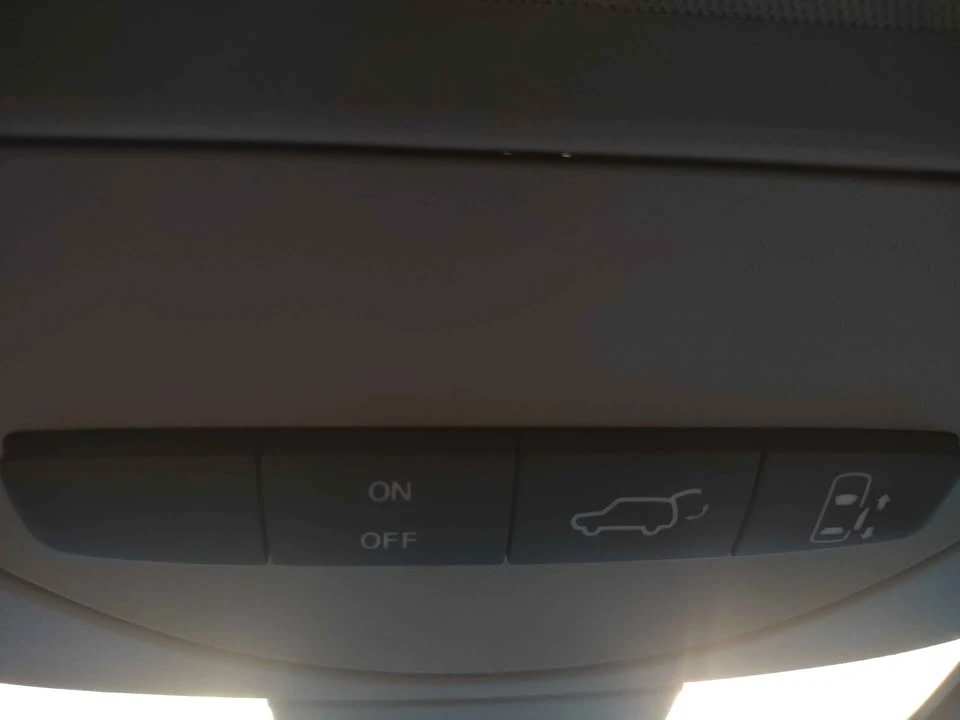 2004 Nissan Quest - Image 15 of 20