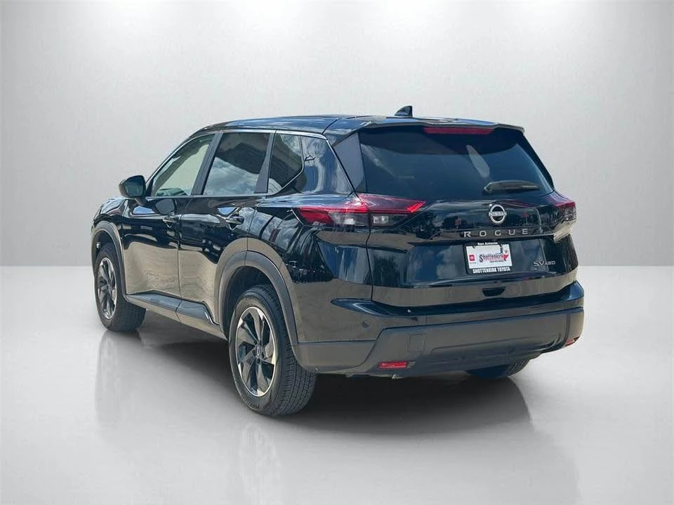 2024 Nissan Rogue - Image 5 of 20