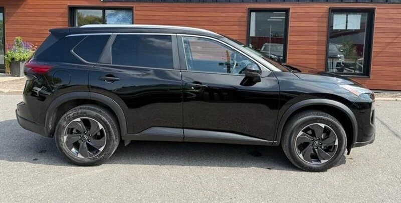 2024 Nissan Rogue - Image 5 of 20