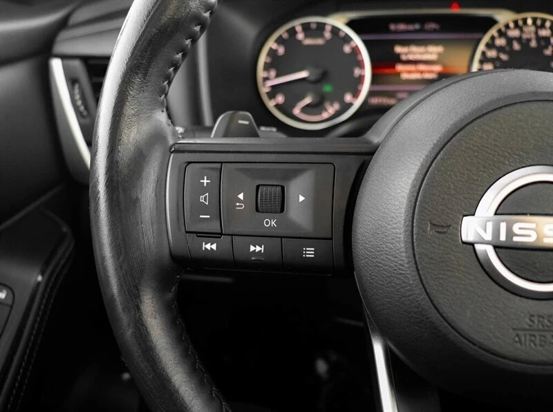 2024 Nissan Rogue - Image 13 of 20