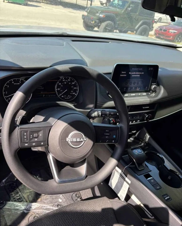 2024 Nissan Rogue - Image 3 of 7