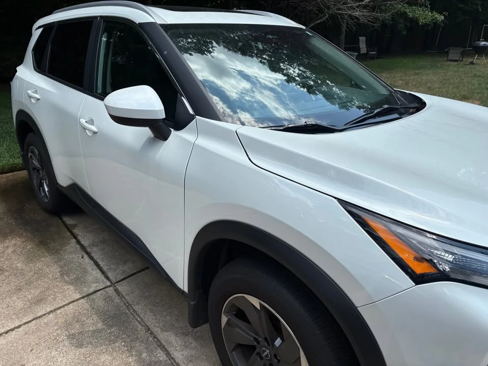 2024 Nissan Rogue - Image 2 of 13