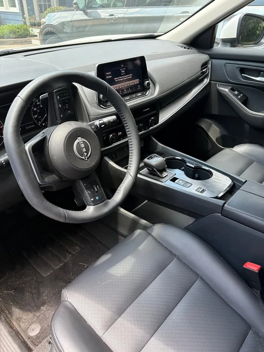 2024 Nissan Rogue - Image 11 of 13