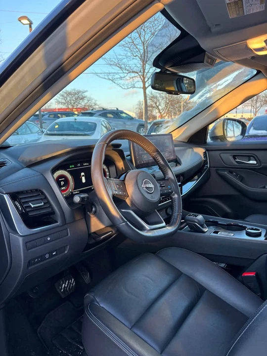 2024 Nissan Rogue - Image 4 of 10