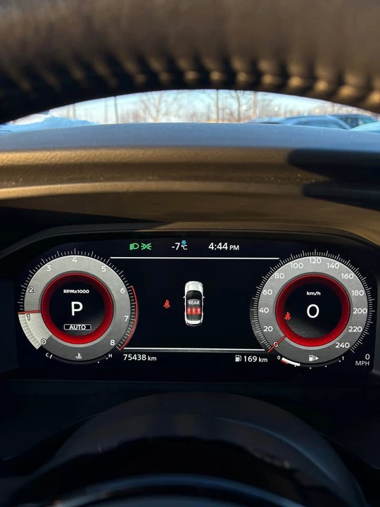 2024 Nissan Rogue - Image 6 of 10