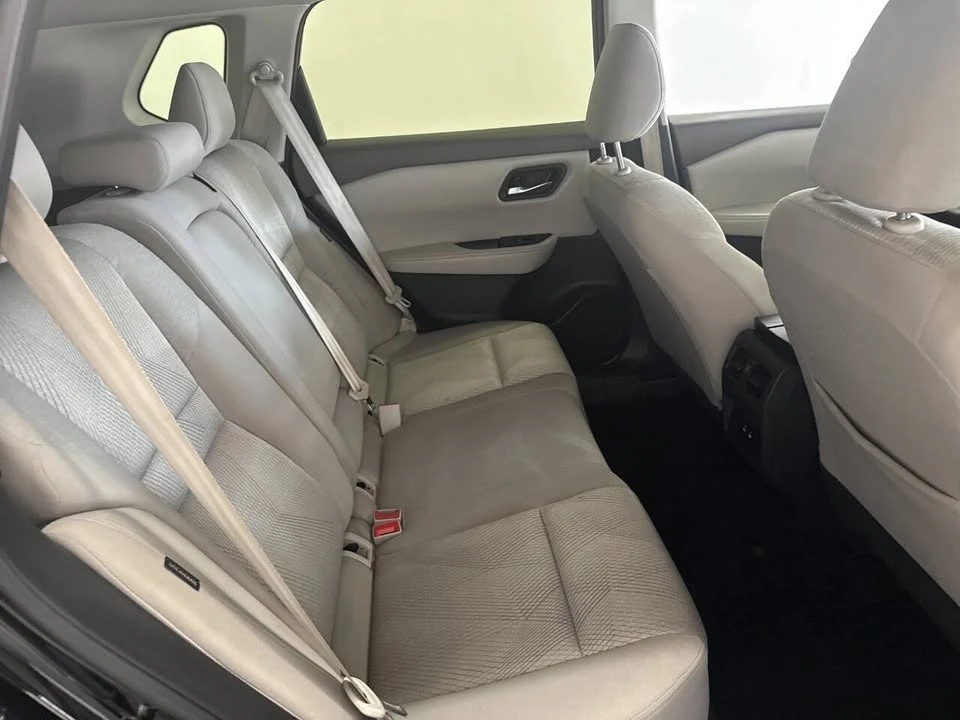 2024 Nissan Rogue - Image 10 of 14