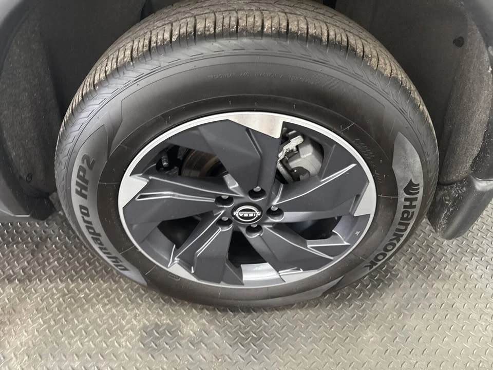 2024 Nissan Rogue - Image 14 of 14