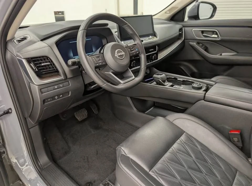 2024 Nissan Rogue - Image 11 of 11