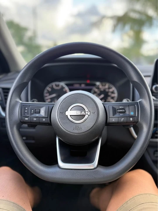 2024 Nissan Rogue - Image 13 of 17