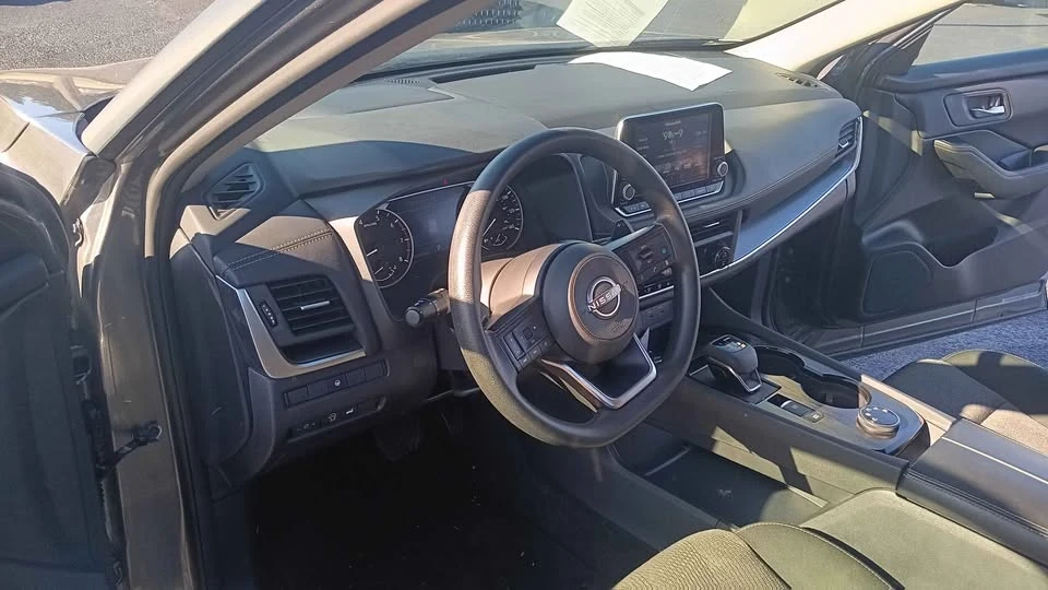2024 Nissan Rogue - Image 3 of 7