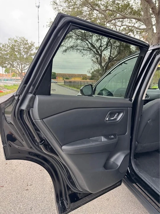 2024 Nissan Rogue - Image 14 of 18