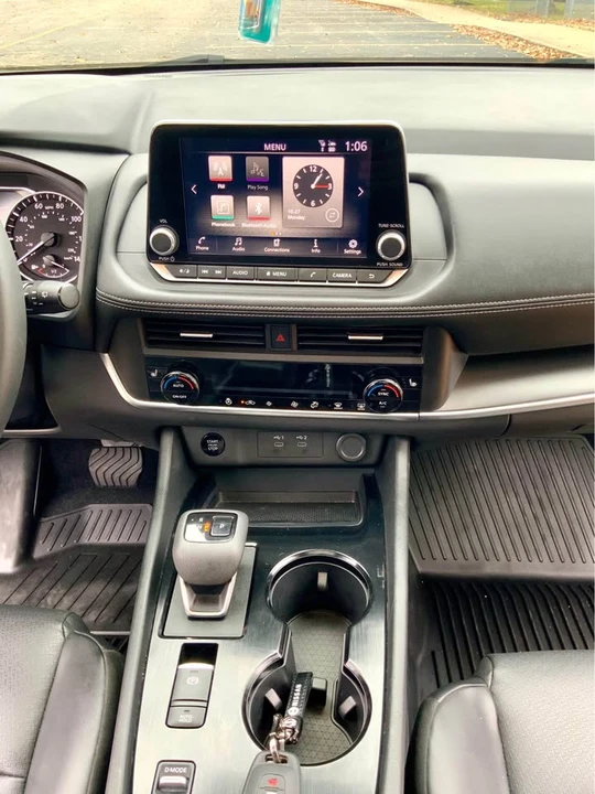 2024 Nissan Rogue - Image 14 of 19
