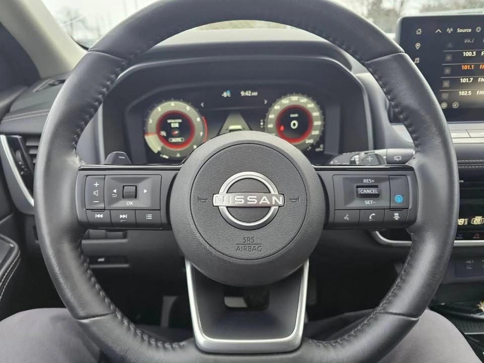 2024 Nissan Rogue - Image 10 of 20