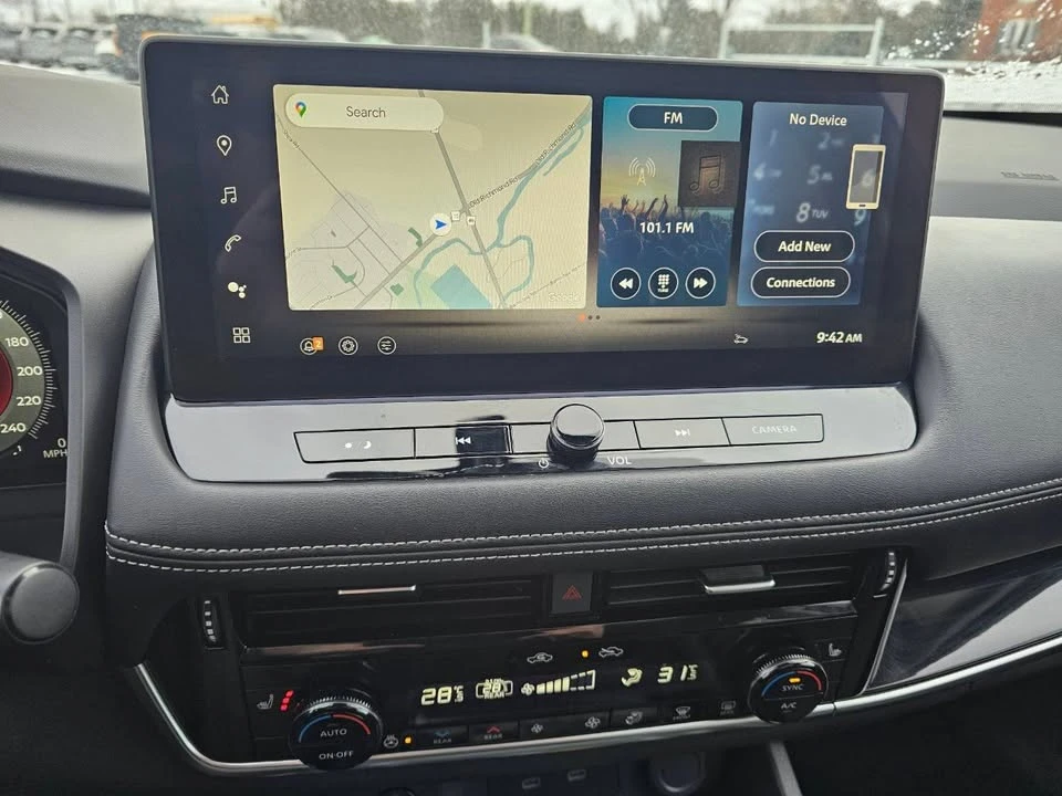 2024 Nissan Rogue - Image 13 of 20
