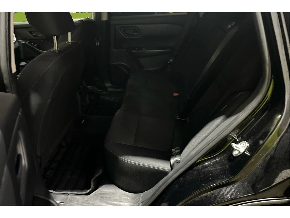 2024 Nissan Rogue - Image 10 of 20