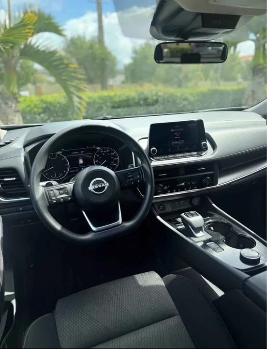 2024 Nissan Rogue - Image 7 of 8