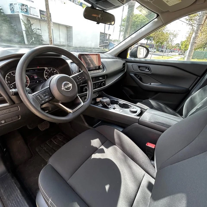 2024 Nissan Rogue - Image 5 of 11