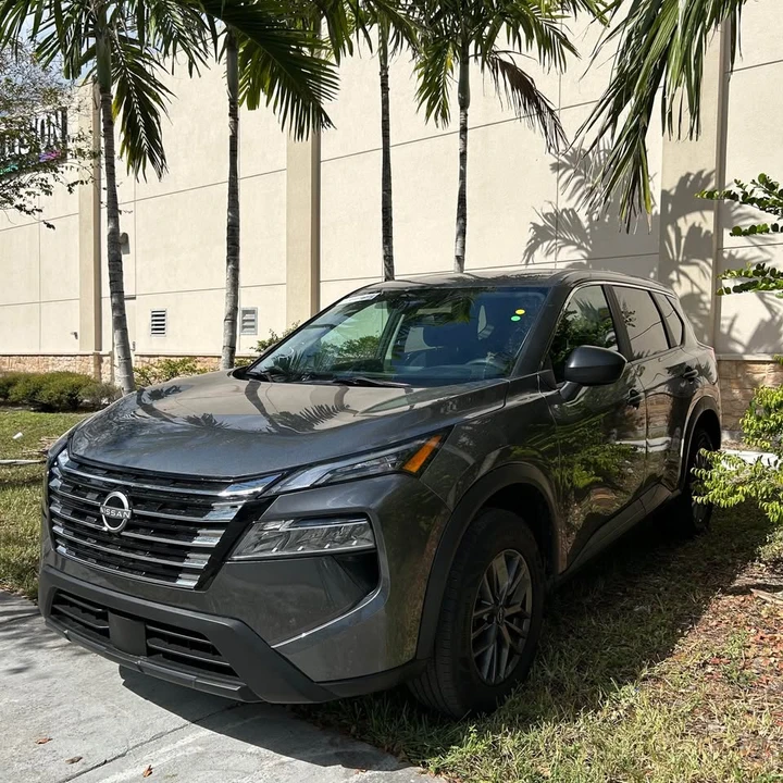 2024 Nissan Rogue - Image 4 of 14
