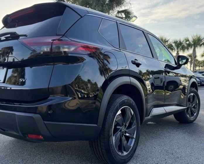 2024 Nissan Rogue - Image 6 of 12