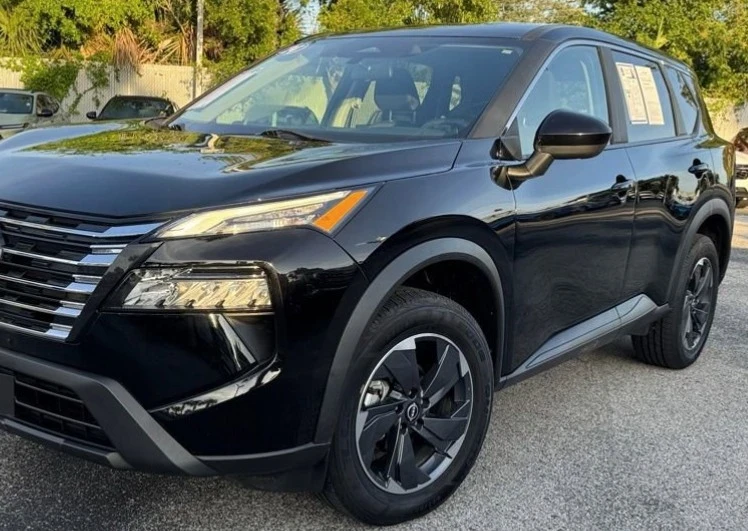 2024 Nissan Rogue - Image 3 of 12