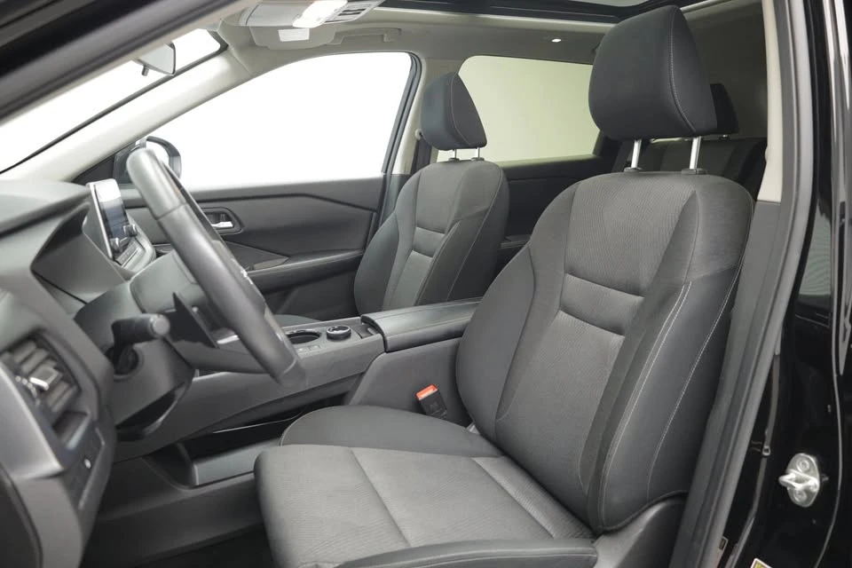 2024 Nissan Rogue - Image 11 of 14