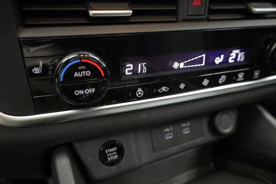 2024 Nissan Rogue - Image 5 of 14