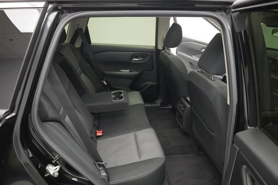 2024 Nissan Rogue - Image 6 of 14