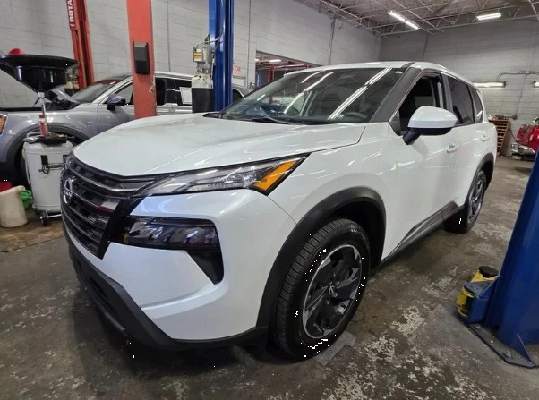 2024 Nissan Rogue - Image 3 of 3