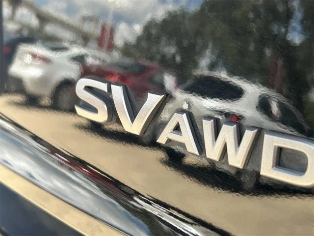 2024 Nissan Rogue - Image 9 of 19