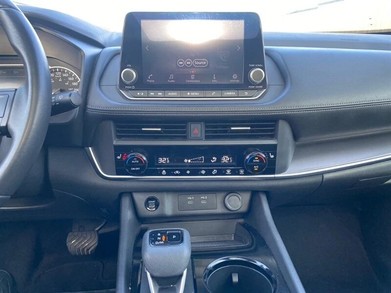 2024 Nissan Rogue - Image 12 of 17