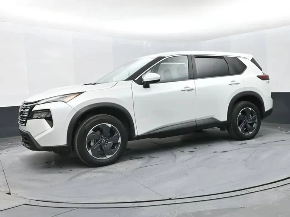 2024 Nissan Rogue - Image 5 of 20