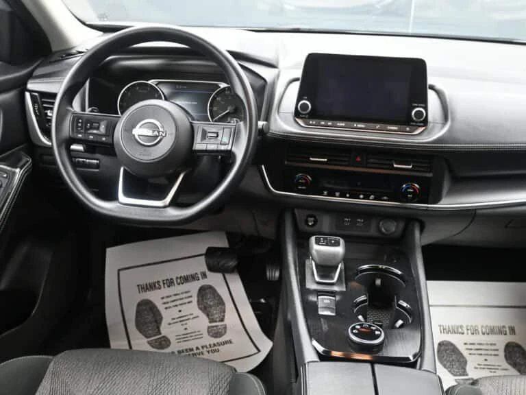 2024 Nissan Rogue - Image 4 of 4