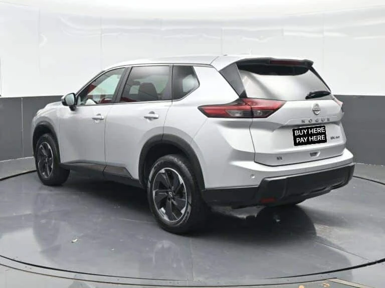2024 Nissan Rogue - Image 2 of 4