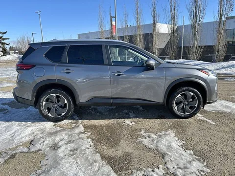 2024 Nissan Rogue SV Premium AWD