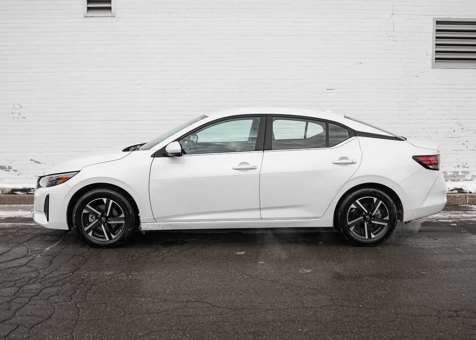 2024 Nissan Sentra 8th Gen - Image 3 of 10