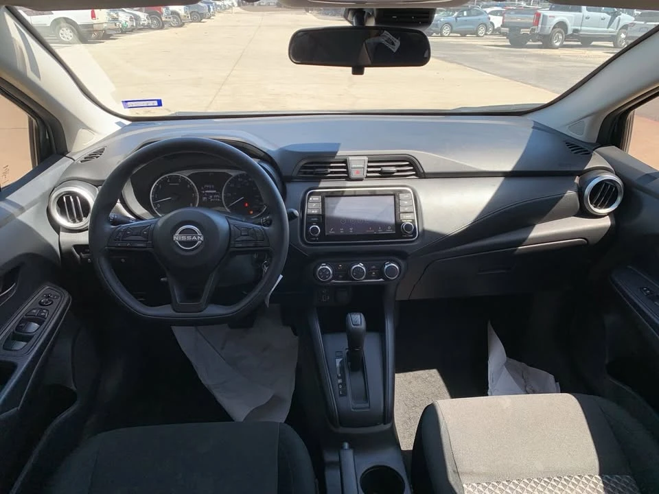 2024 Nissan Versa - Image 5 of 8