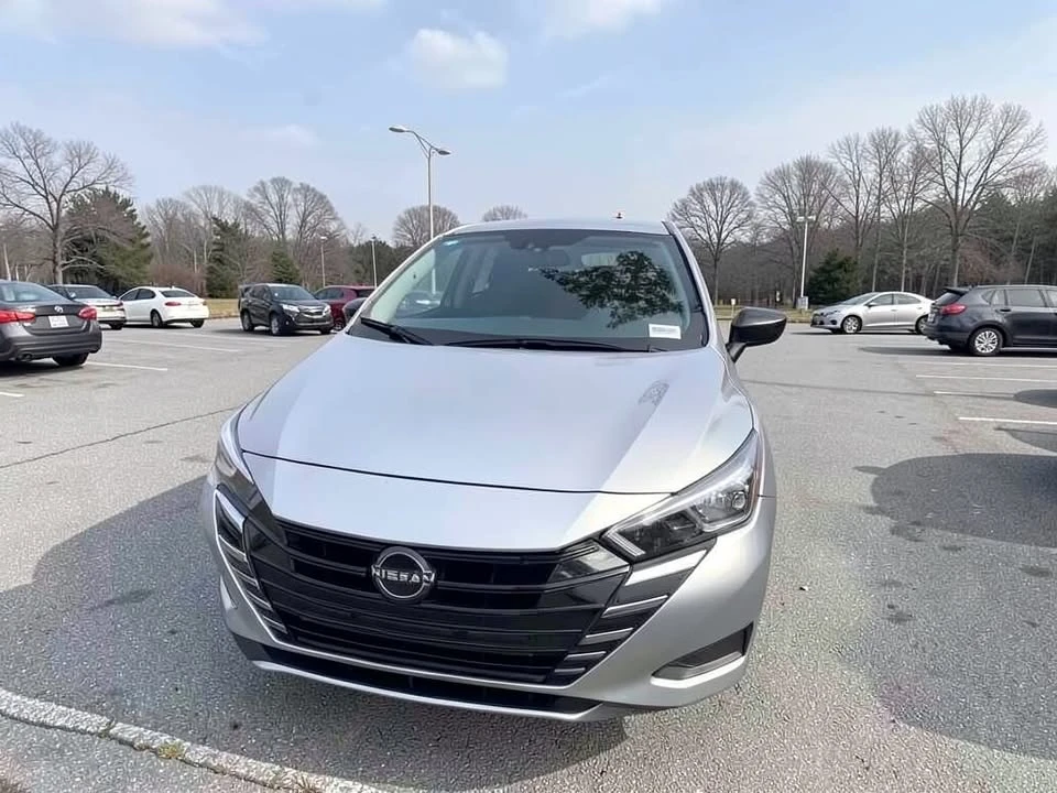 2024 Nissan Versa - Image 2 of 20