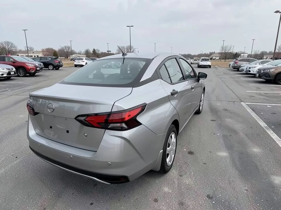 2024 Nissan Versa - Image 5 of 20