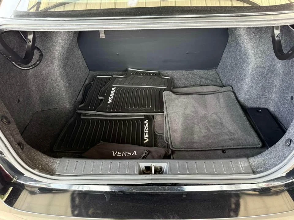 2024 Nissan Versa - Image 6 of 11