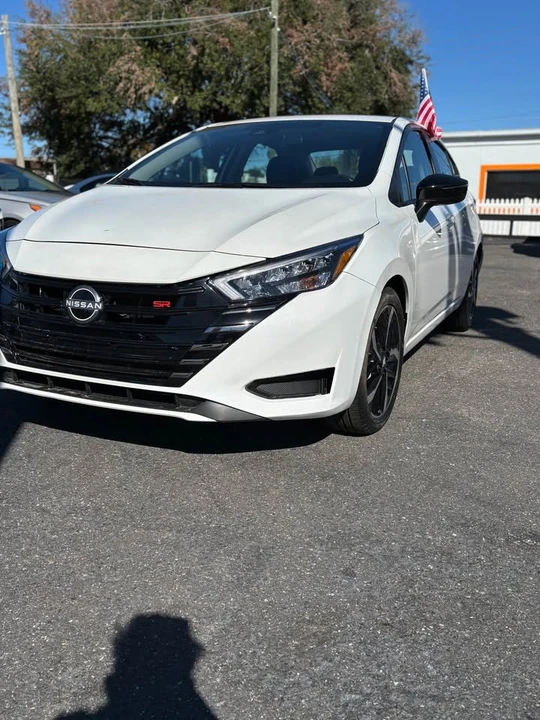2024 Nissan Versa - Image 3 of 10
