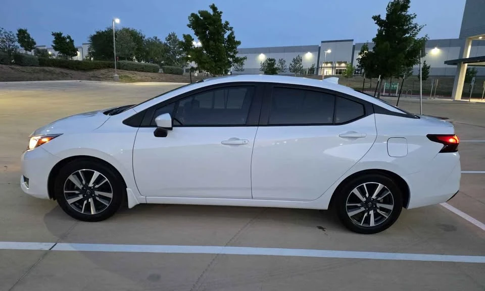 2024 Nissan Versa - Image 11 of 19