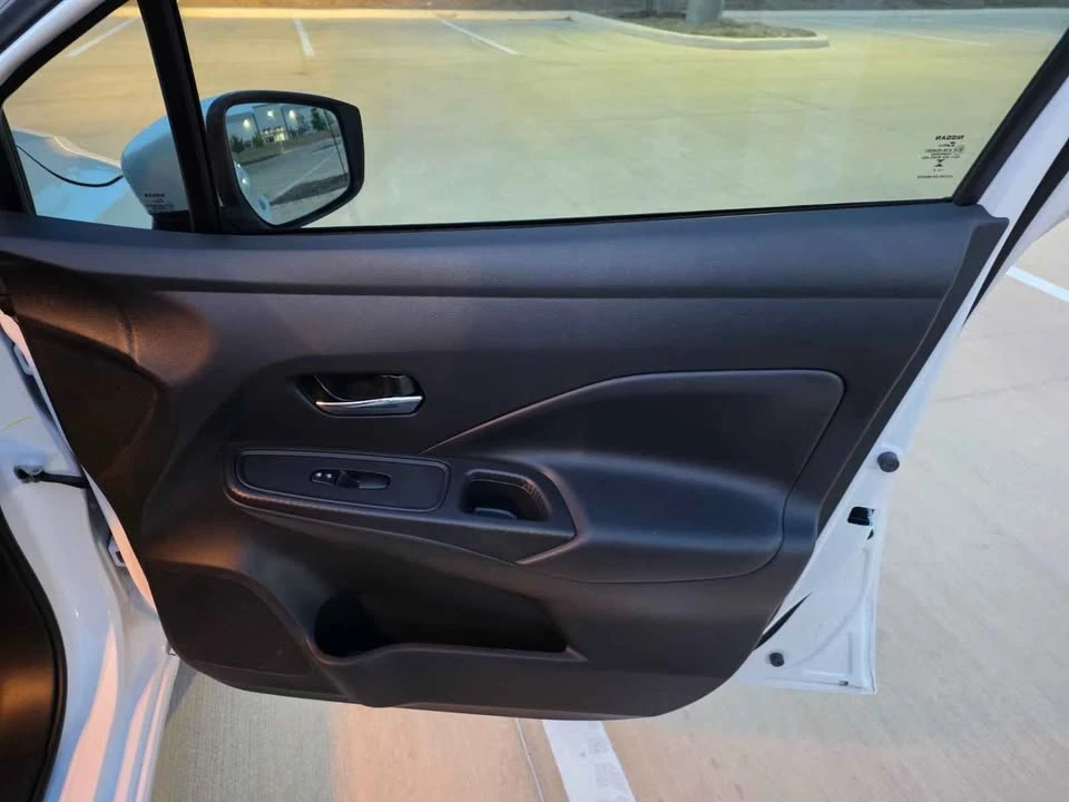 2024 Nissan Versa - Image 17 of 19