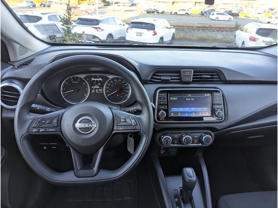 2024 Nissan Versa - Image 5 of 8