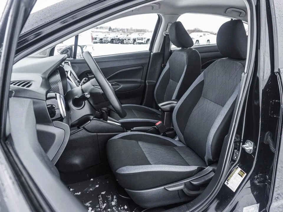 2024 Nissan Versa - Image 7 of 8
