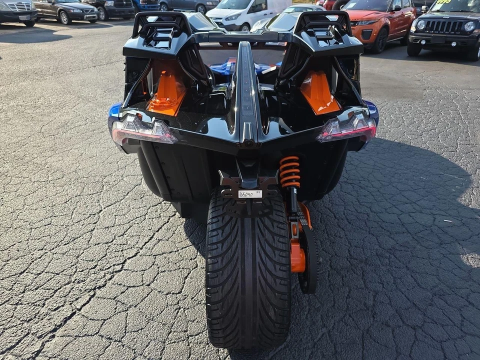 2024 Polaris Slingshot - Image 14 of 21