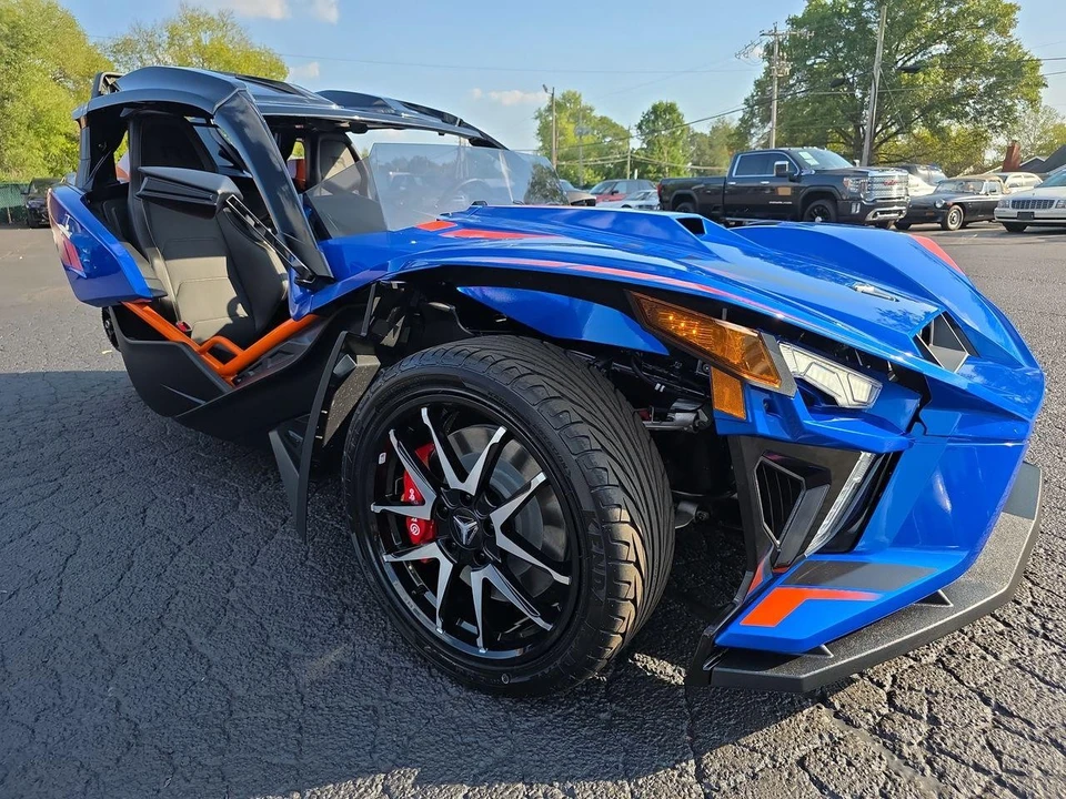 2024 Polaris Slingshot - Image 18 of 21