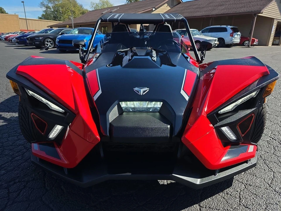 2024 Polaris Slingshot - Image 12 of 21