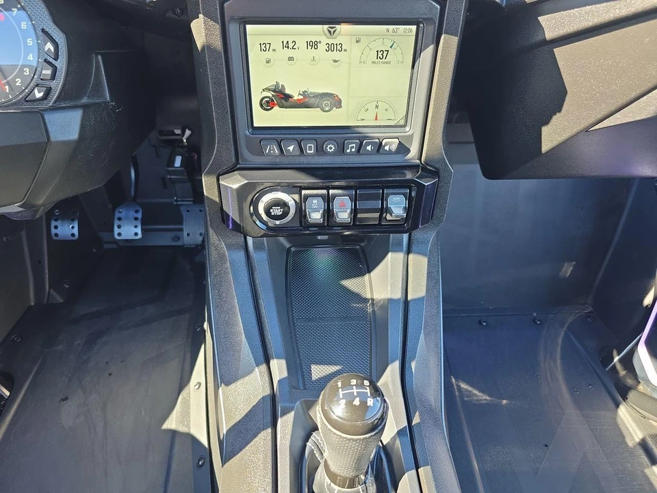 2024 Polaris Slingshot - Image 10 of 21