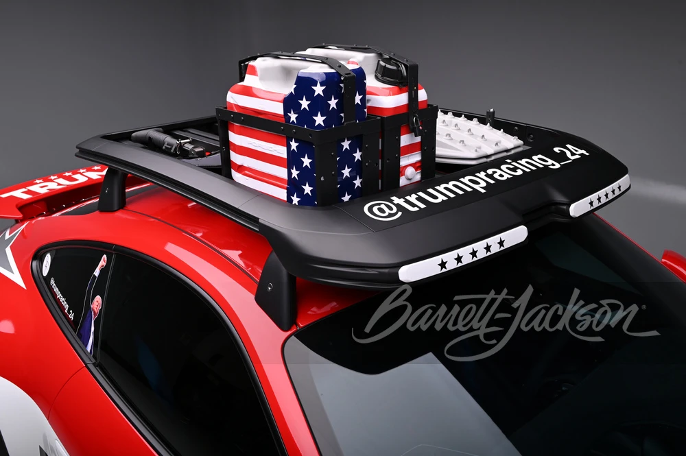 2024 Porsche 992 Dakar - Image 15 of 26