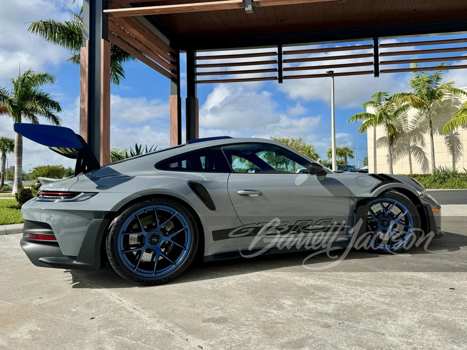 2024 Porsche 992 GT3 RS - Image 9 of 31